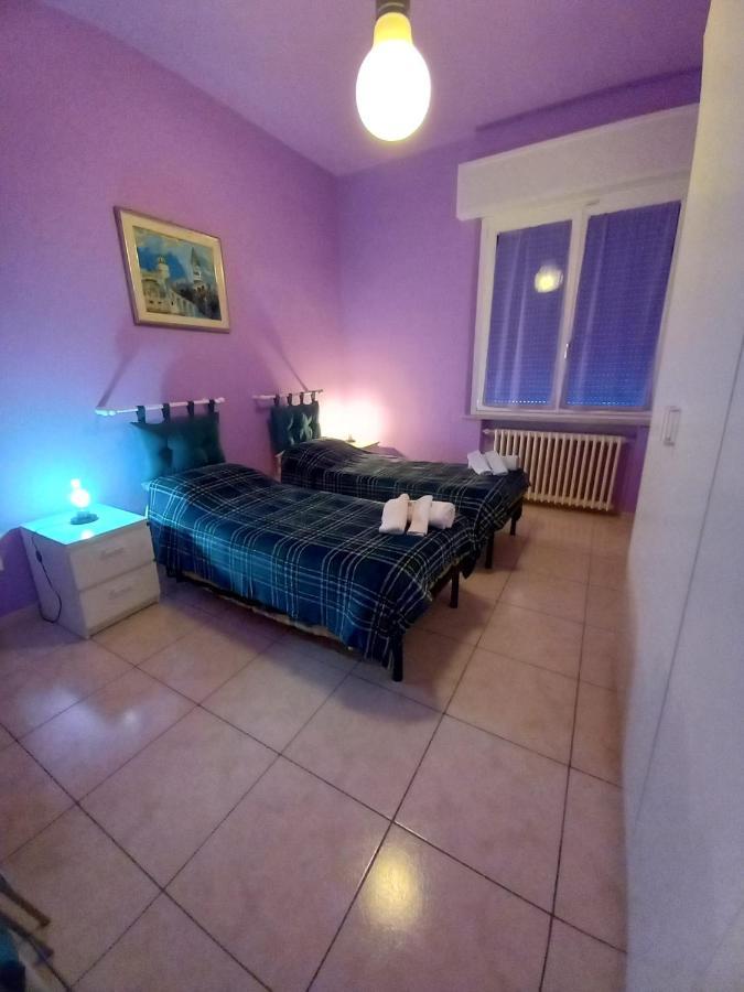 Affittacamere Appartamento Colorato Ferrara Eksteriør bilde